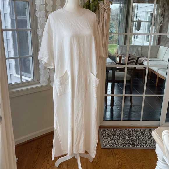 Ashro Cream cotton rayon Relaxed Fit minimalist Dress - Picture 2 of 10